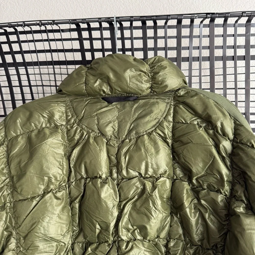 Free people Pippa Scrunchy Glossy Packable Puffer Jacket sea grass green - Picture 5 of 7